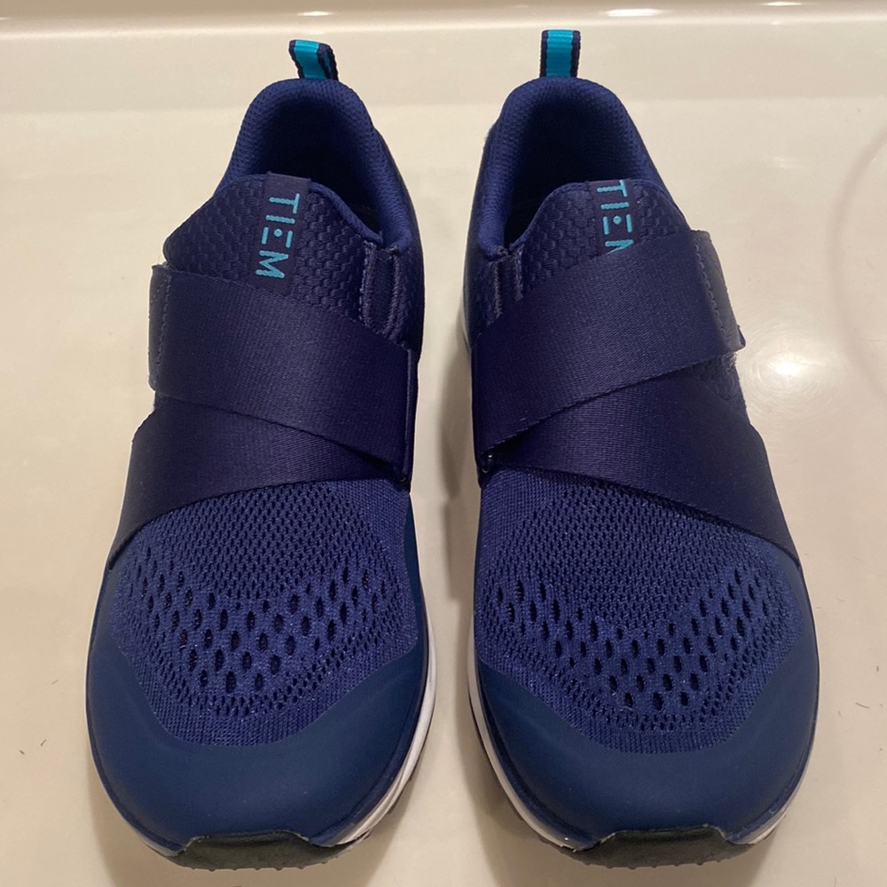 Tiem Cycle/Spin shoes Sz 7 NWOT